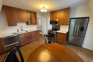 42 Irving St, Medford, MA 02155 - Photo 2