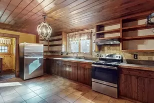 203 Brooks Ave, Templeton, MA 01468 - Photo 4