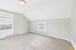 187 Cedar St, New Bedford, MA 02740 - Photo 18