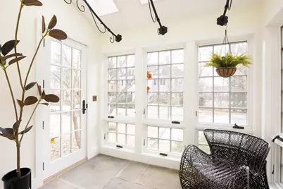 15 Hubbard Park Rd, Cambridge, MA 02138 - Photo 12