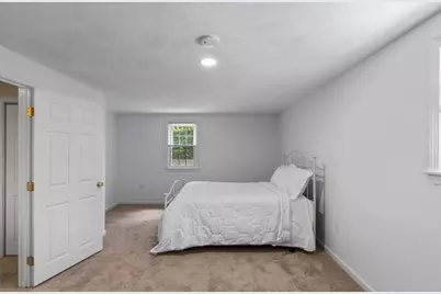 58 Brandon St, Billerica, MA 01862 - Photo 20