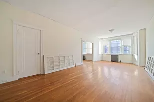 221 St Paul St, Brookline, MA 02446 - Photo 6