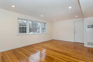 157 Central, Foxboro, MA 02035 - Photo 4