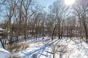 51 Candice Cir, Springfield, MA 01107 - Photo 36