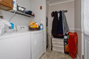 93 Grochmal Ave, Springfield, MA 01151 - Photo 4