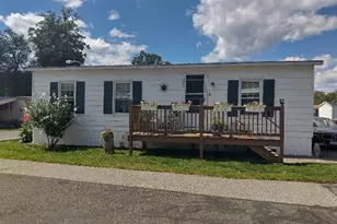93 Grochmal Ave, Springfield, MA 01151 - Photo 1