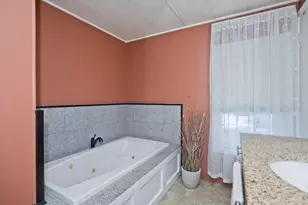 93 Grochmal Ave, Springfield, MA 01151 - Photo 16