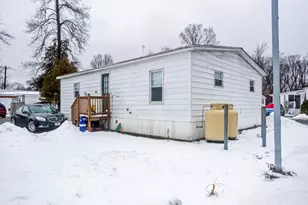 93 Grochmal Ave, Springfield, MA 01151 - Photo 36