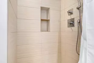 42 Clarendon St, Boston, MA 02116 - Photo 18