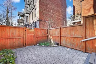 42 Clarendon St, Boston, MA 02116 - Photo 22