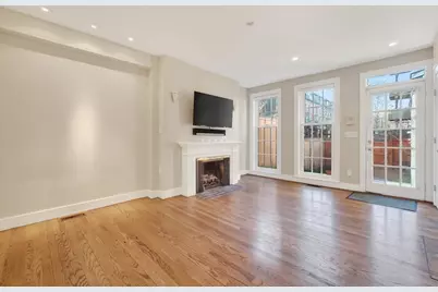 42 Clarendon Street #1, Boston, MA 02116 - Photo 8