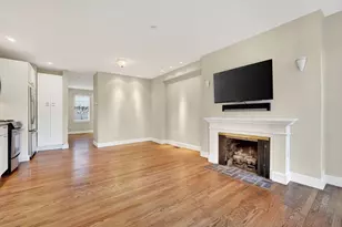 42 Clarendon St, Boston, MA 02116 - Photo 8