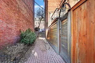 42 Clarendon St, Boston, MA 02116 - Photo 24
