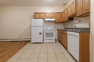 1238 Commonwealth Ave, Boston, MA 02134 - Photo 10