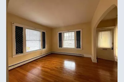 173 Princeton Blvd #1, Lowell, MA 01851 - Photo 2