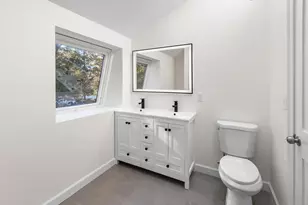 232 Lake Dr, Hamilton, MA 01982 - Photo 18