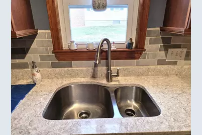 117 Warren Ave, Marlborough, MA 01752 - Photo 6