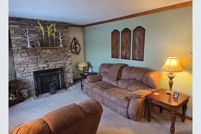 117 Warren Ave, Marlborough, MA 01752 - Photo 12