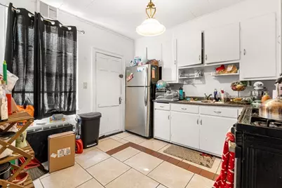 275 Bank St, Fall River, MA 02720 - Photo 8