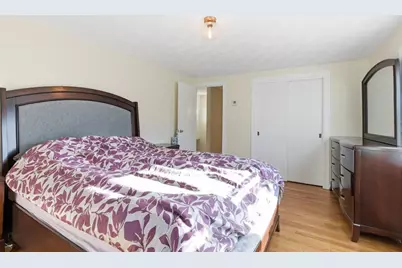 72 Redlands Rd, Boston, MA 02132 - Photo 8