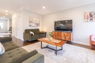 79 Lovering St, Medway, MA 02053 - Photo 10