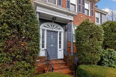 161 Florence St #2, Boston, MA 02131 - Photo 2