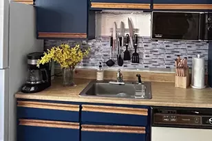 50 Williamsburg Dr, Springfield, MA 01108 - Photo 10