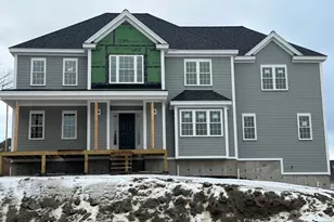 2 Clover Glen Cir, Shrewsbury, MA 01545 - Photo 1