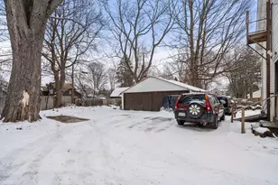 71 Orchard St, Pittsfield, MA 01201 - Photo 4