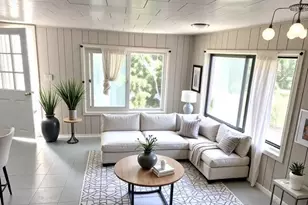 8 Ralph Piteri Terrace, Watertown, MA 02472 - Photo 2