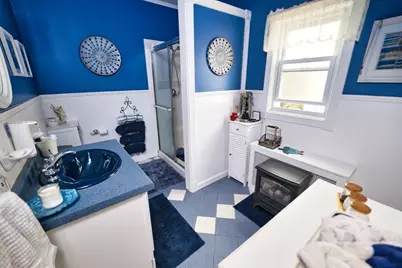 467 Brock Ave, New Bedford, MA 02744 - Photo 28