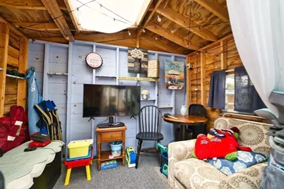 467 Brock Ave, New Bedford, MA 02744 - Photo 34