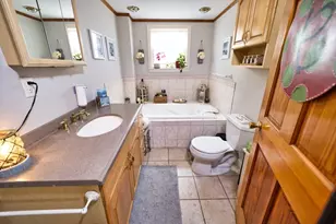 467 Brock Ave, New Bedford, MA 02744 - Photo 16