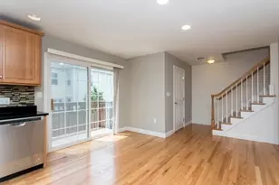 30 Russell St, Waltham, MA 02453 - Photo 12