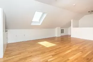 30 Russell St, Waltham, MA 02453 - Photo 22