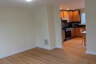 30 Russell St, Waltham, MA 02453 - Photo 6