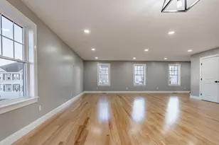 214 Horton St, Fall River, MA 02723 - Photo 8