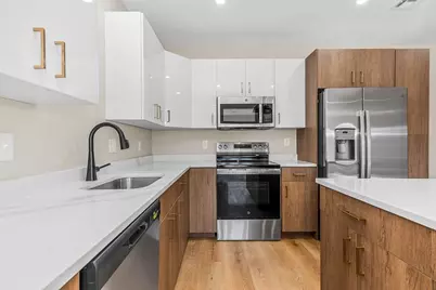 22 Everett St #315, Westwood, MA 02090 - Photo 8