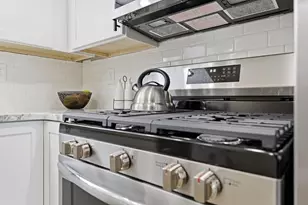 29 Lowell Ave, West Springfield, MA 01089 - Photo 10