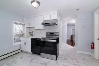 165 Davis St #3, Quincy, MA 02170 - Photo 4