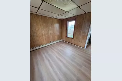 1852 S Main St, Fall River, MA 02724 - Photo 14