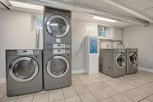 112 Winthrop Rd, Brookline, MA 02445 - Photo 18