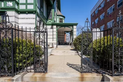 34 Cedar St #204, Worcester, MA 01609 - Photo 2