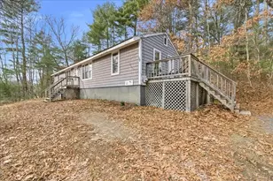 10 Old Thompson St, Middleborough, MA 02346 - Photo 2