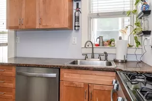 775 Columbia Rd, Boston, MA 02125 - Photo 6