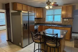 34 Perkins St, Gloucester, MA 01930 - Photo 2