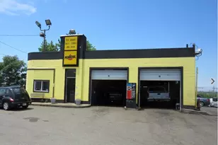 891 N Shore Rd, Revere, MA 02151 - Photo 1