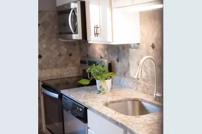 10 Woodcrest #4, Weymouth, MA 02190 - Photo 2