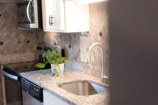 10 Woodcrest, Weymouth, MA 02190 - Photo 2