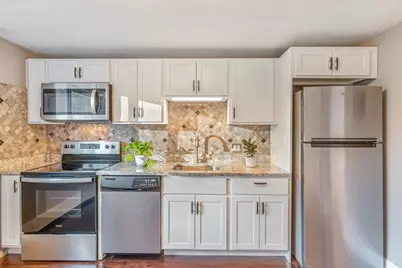 10 Woodcrest #4, Weymouth, MA 02190 - Photo 4